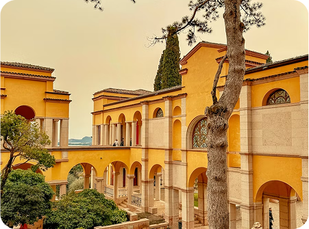 Sicilian Villas & Vineyards